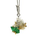 Кулон горный хрусталь с плисовым малахитом 25*34мм. Кулон горный хрусталь с плисовым малахитом 25*34мм.