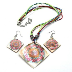 Комплект Кулон и серьги из перламутра, ромб 60*60мм, 43см