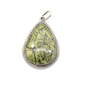 Кулон змеевик "Капля" 25*33мм Кулон змеевик "Капля" 25*33мм