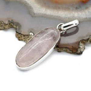 Кулон розовый кварц 11*26мм.