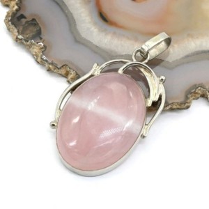 Кулон розовый кварц 26*41мм.