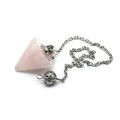 Кулон-маятник конический из розового кварца на цепочке 19*28мм