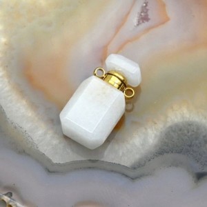 Парфюмерный флакон кулон из кварца 10*8*20мм