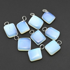 Кулон из лунного камня 20*25мм (иск.)