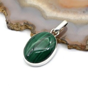 Кулон малахит 16*21мм.