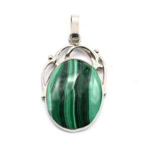 Кулон из малахита 26*39мм