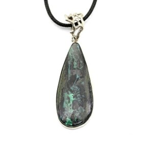 Кулон тагилит 20*47мм. Кулон тагилит 20*47мм.