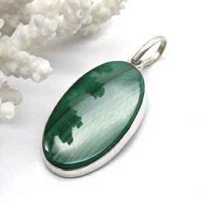 Кулон малахит 21*36мм.