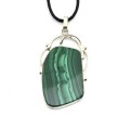 Кулон из малахита 31*48мм Кулон из малахита 31*48мм