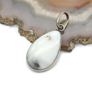 Кулон опал 17*27мм.