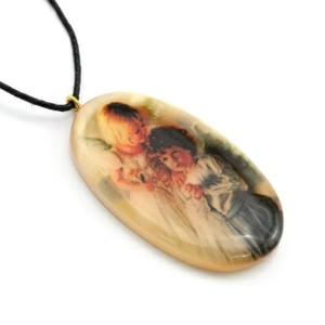 Кулон на шнурке из селенита Ангелочки овал 30*55мм