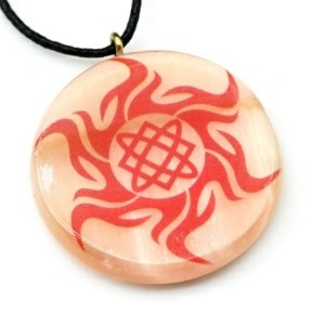 Кулон из селенита "Звезда Лады" круг 33мм, на шнурке