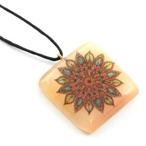 Мандала рисунок на селените квадрат 35мм на шнурке Мандала рисунок на селените квадрат 35мм на шнурке