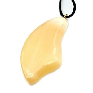 Кулон на шнурке из селенита Форма 25*50мм