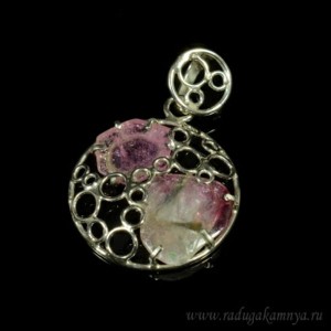 Кулон турмалин 29*29мм.