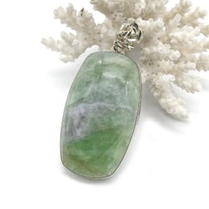 Кулон флюорит "Прямоугольник" 29*51мм.