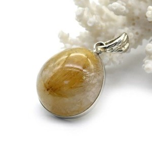 Кулон рутиловый кварц (волосатик золотой) 21*23мм.