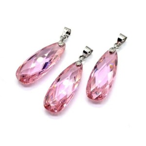 Кулон из фианита капля 10*25мм, цвет розовый (иск.)