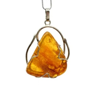 Кулон янтарь 36*40мм