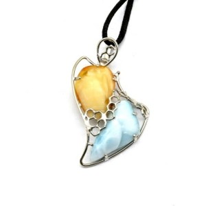 Кулон из ларимара и янтаря 35*48мм.