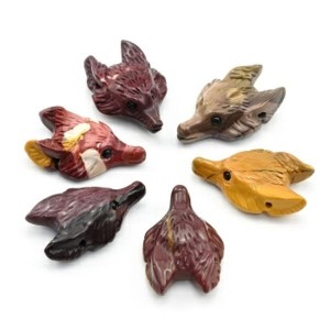 Кулон из яшмы мукаит "Голова лисы" 38*24*10мм