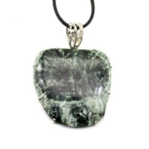 Кулон серафинит 45*50мм.