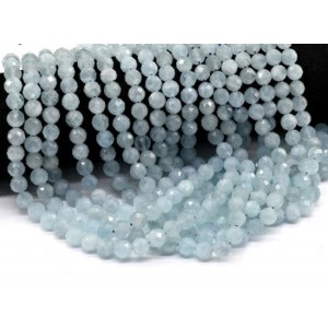 Бусины из аквамарина шарик гр.8мм, 37см, 45 бусин