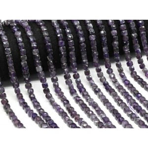 Бусины из аметиста кубик гр.6мм, 38см, 64 бусины