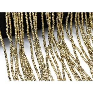 Бусины из гематита кубик 1,5мм цвет бронзовый, 40см, 260 бусин Бусины из гематита кубик 1,5мм цвет бронзовый, 40см, 260 бусин