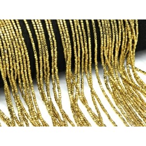Бусины из гематита кубик 1,5мм цвет золотистый, 40см, 260 бусин Бусины из гематита кубик 1,5мм цвет золотистый, 40см, 260 бусин