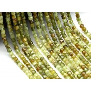Бусины из пренита (Гроссуляра) кубик гр.3мм, 39см, 130 бусин Бусины из пренита (Гроссуляра) кубик гр.3мм, 39см, 130 бусин