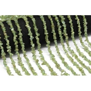 Бусины из пренита (Гроссуляра) галтовка 5*3мм, 40см, 175 бусин