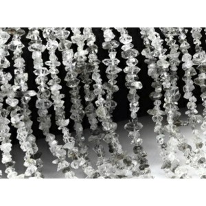 Бусины из горного хрусталя (Херкимерского алмаза) 47см, 185 бусин