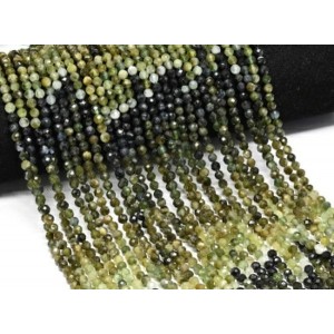 Бусины из граната зелёного (Гроссуляра) шарик гр.4мм, 38см, 90 бусин