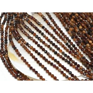 Бусины из граната (пироп) шарик гр.4мм, 38см, 105 бусин Бусины из граната (пироп) шарик гр.4мм, 38см, 105 бусин