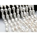 Бусины из майорки форма Барокко 15*27мм цвет белый, 40см, 15 бусин (иск.)