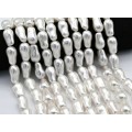 Бусины из майорки форма Барокко  13*24мм цвет белый, 40см, 16 бусин (иск.)
