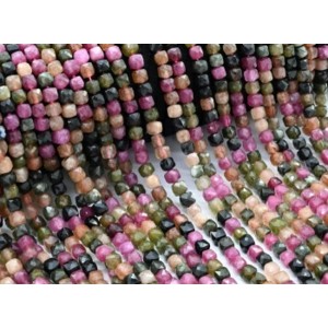 Бусины из турмалинового кварца кубик гр.5мм, 38см, 71 бусина