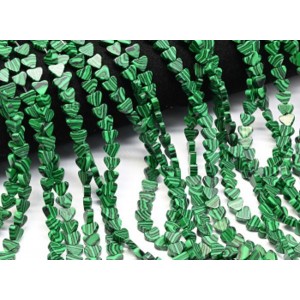 Бусины из малахита (имитация) сердце 7*6мм, 38см, 60 бусин Бусины из малахита (имитация) сердце 7*6мм, 38см, 60 бусин