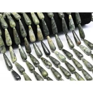 Бусины из нефрита капля 10*30мм, 40см, 13 бусин