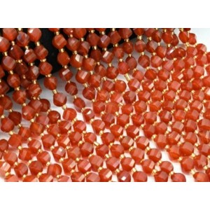 Бусины из сердолика овал витой гр.7*8мм, 37см, 38 бусин Бусины из сердолика овал витой гр.7*8мм, 37см, 38 бусин