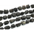 Бусины из турмалина шерл галтовка 25*30мм, 43см, 12 бусин