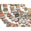 Бусины из яшмы уральской овал 20*30мм, 22*35мм, 40см, 19 бусин Бусины из яшмы уральской овал 20*30мм, 22*35мм, 40см, 19 бусин