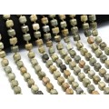 Бусины из яшмы кубик с гранями 8*8мм, 39см, 36 бусин