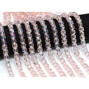 Бусины из чешского стекла кубик гр.8мм цвет розовый, 39см, 49 бусин (иск.) Бусины из чешского стекла кубик гр.8мм цвет розовый, 39см, 49 бусин (иск.)