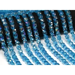 Бусины из чешского стекла кубик гр.8мм цвет лазурный, 39см, 49 бусин (иск.)