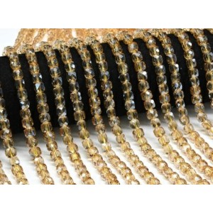 Бусины из чешского стекла кубик гр.6мм цвет песочный, 40см, 60 бусин (иск.)