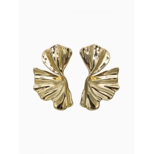 Серьги пластик «Лепестки» асимметрия, цвет золото