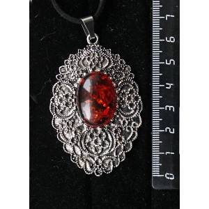 Кулон из янтаря (перепл.) цвет коньячный, овал 25х18мм, филигрань