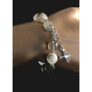 Браслет из кошачьего глаза, мятый шарик 9-12мм, с подвеской